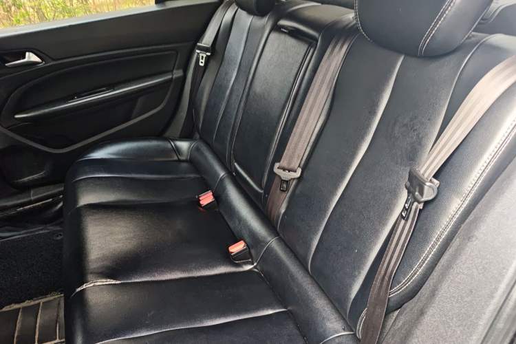 Used Peugeot 408 2015 1.2T Automatic Luxury Edition Left Rear Seat