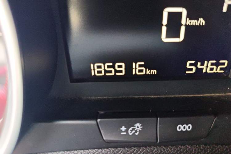 Used Peugeot 408 2015 1.2T Automatic Luxury Edition Odometer Close Up
