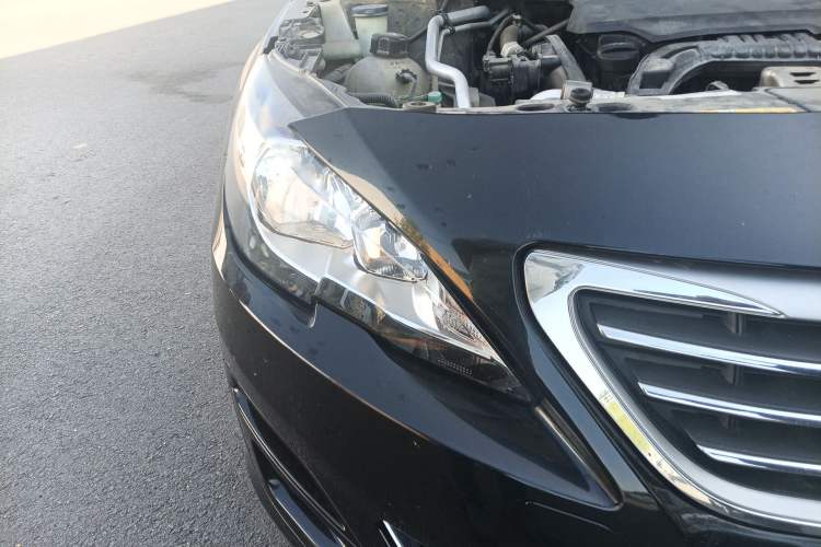 Used Peugeot 408 2015 1.2T Automatic Luxury Edition Right Front Headlight