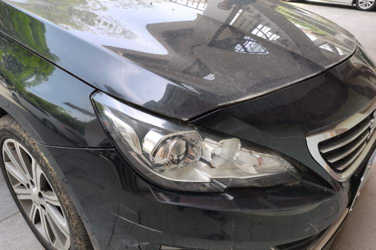 Used Peugeot 408 2015 1.2T Automatic Luxury Edition Right Front Headlight
