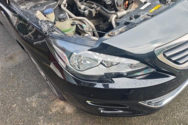 Used Peugeot 408 2015 1.2T Automatic Luxury Edition Right Front Headlight