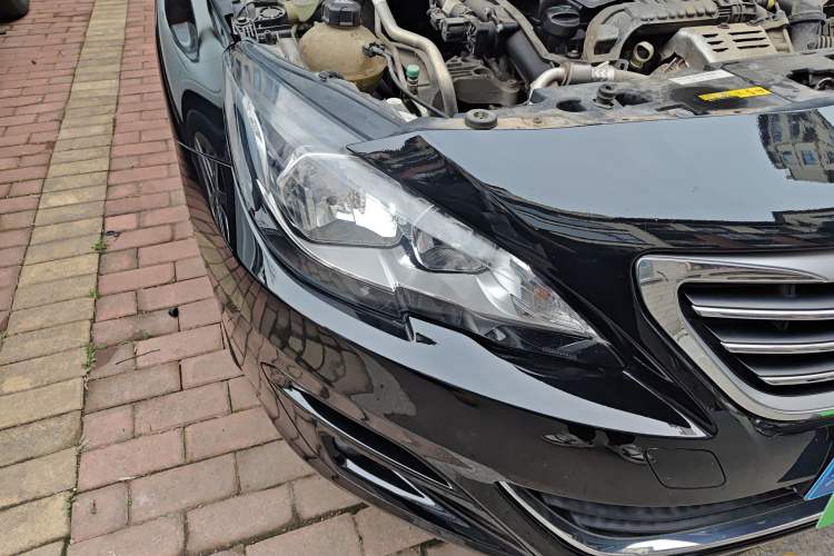 Used Peugeot 408 2015 1.2T Automatic Luxury Edition Right Front Headlight