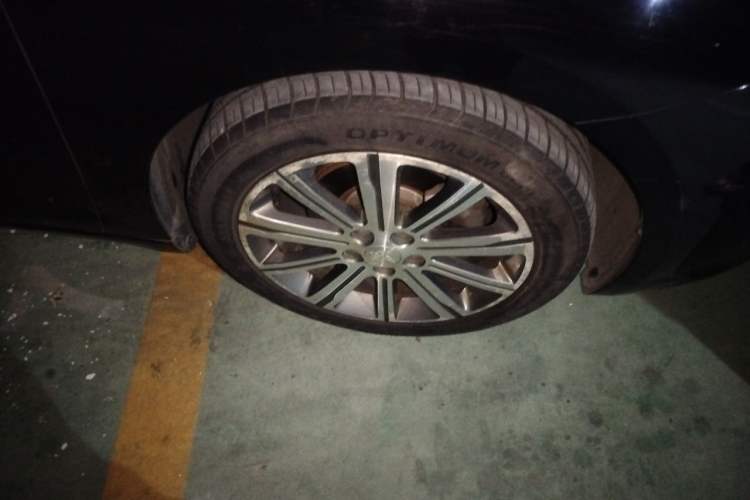 Used Peugeot 408 2015 1.2T Automatic Luxury Edition Right Front Wheel Hub