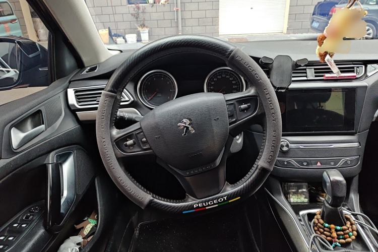 Used Peugeot 408 2015 1.2T Automatic Luxury Edition Steering Wheel