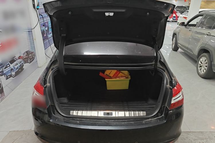 Used Peugeot 408 2015 1.2T Automatic Luxury Edition Trunk