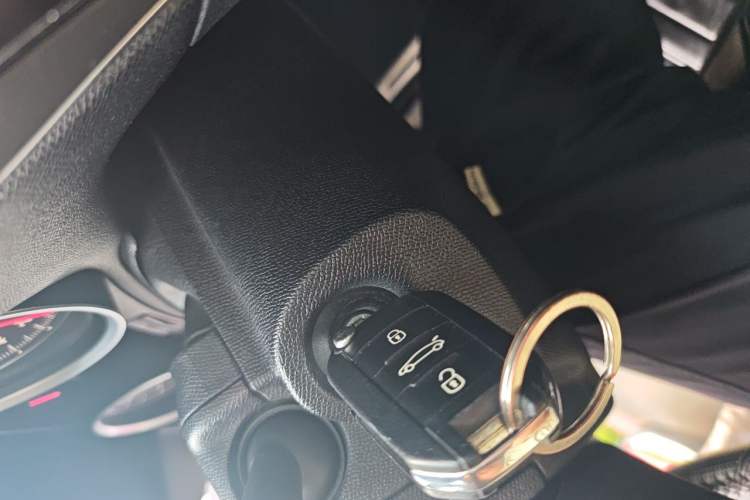 Used Peugeot 408 2015 1.2T Automatic Luxury Edition Vehicle Key