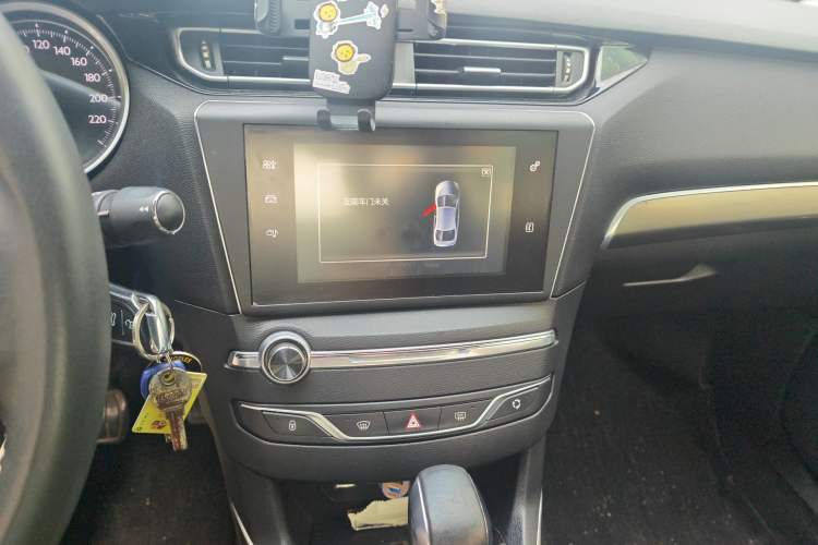 Used Peugeot 408 2015 1.2T Automatic Luxury Edition Audio And AC Panel