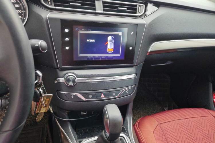 Used Peugeot 408 2015 1.2T Automatic Luxury Edition Audio And AC Panel