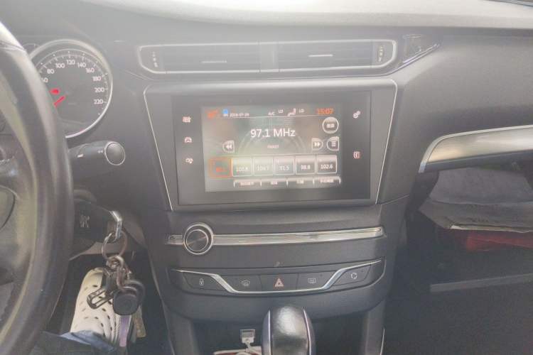 Used Peugeot 408 2015 1.2T Automatic Glory Edition Audio And AC Panel
