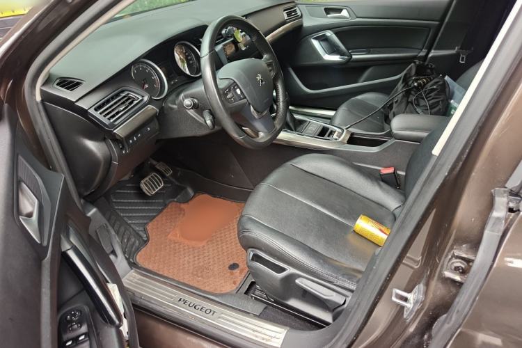 Used Peugeot 408 2015 1.2T Automatic Luxury Edition Driver Seat