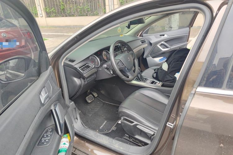 Used Peugeot 408 2015 1.2T Automatic Luxury Edition Driver Seat