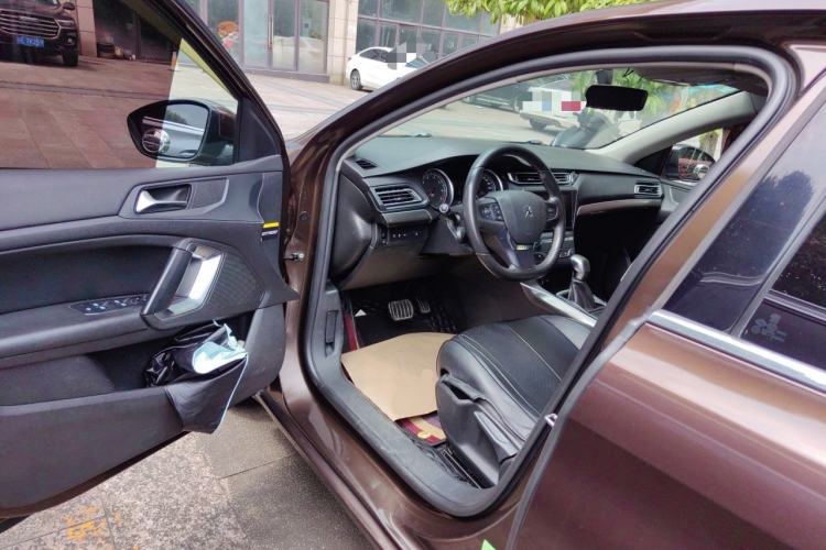 Used Peugeot 408 2015 1.2T Automatic Luxury Edition Driver Seat