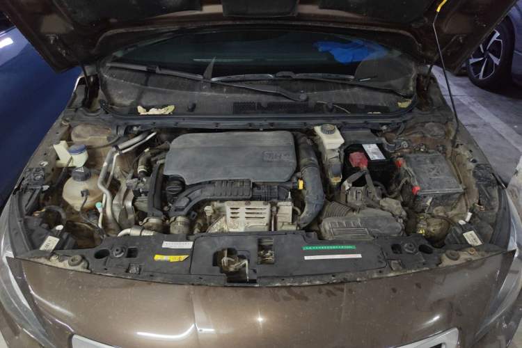 Used Peugeot 408 2015 1.2T Automatic Luxury Edition Engine Bay