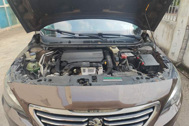 Used Peugeot 408 2015 1.2T Automatic Luxury Edition Engine Bay