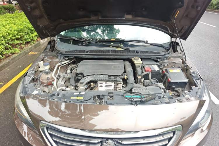 Used Peugeot 408 2015 1.2T Automatic Luxury Edition Engine Bay
