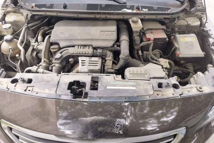 Used Peugeot 408 2015 1.2T Automatic Luxury Edition Engine Bay