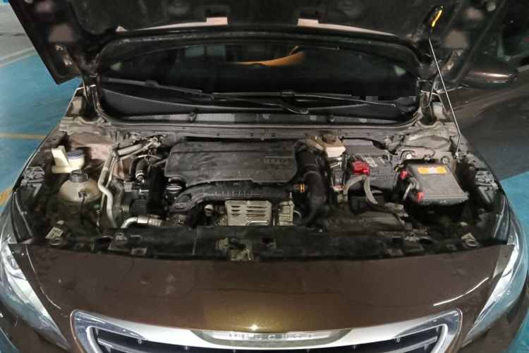 Used Peugeot 408 2015 1.2T Automatic Luxury Edition Engine Bay