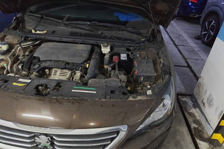 Used Peugeot 408 2015 1.2T Automatic Luxury Edition Engine Bay Left