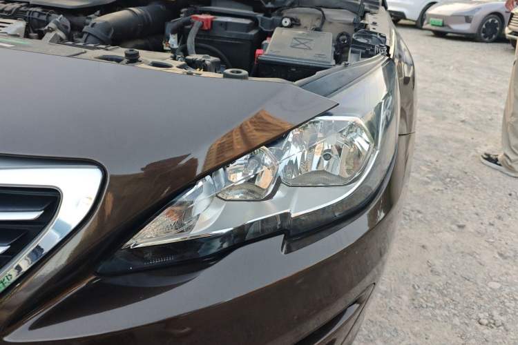 Used Peugeot 408 2015 1.2T Automatic Luxury Edition Engine Bay Left