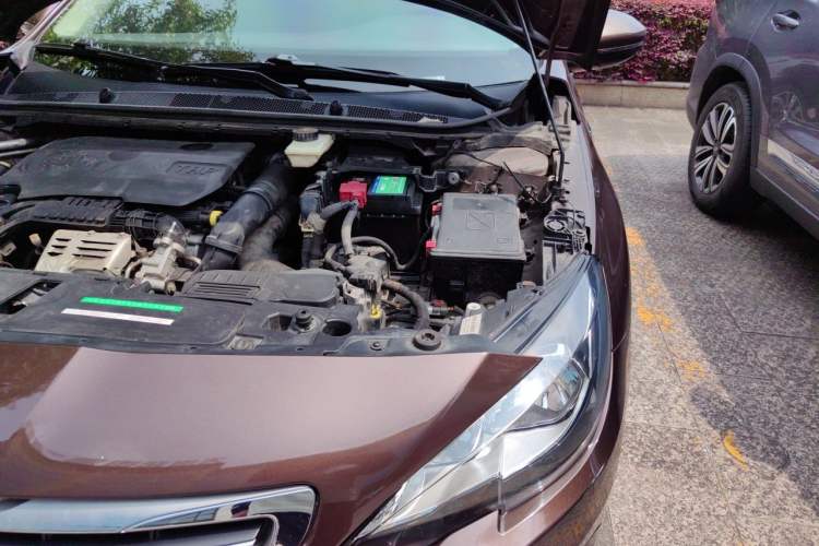 Used Peugeot 408 2015 1.2T Automatic Luxury Edition Engine Bay Left