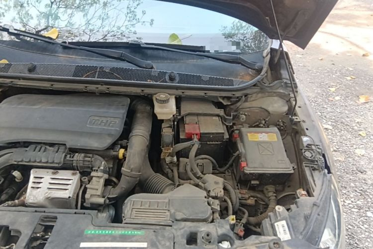 Used Peugeot 408 2015 1.2T Automatic Luxury Edition Engine Bay Left