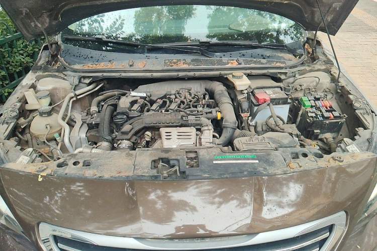 Used Peugeot 408 2015 1.2T Automatic Luxury Edition Engine Bay