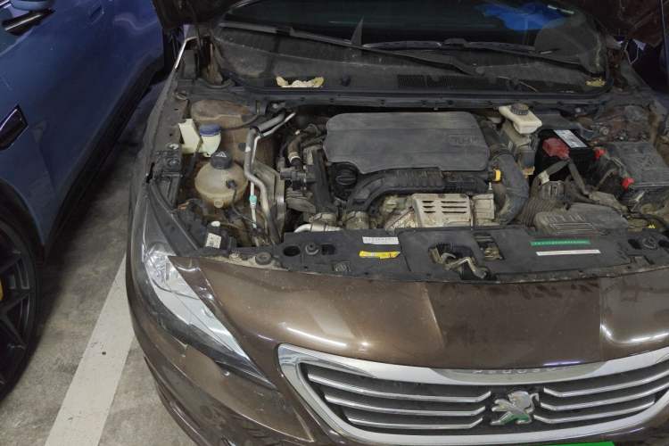 Used Peugeot 408 2015 1.2T Automatic Luxury Edition Engine Bay Right