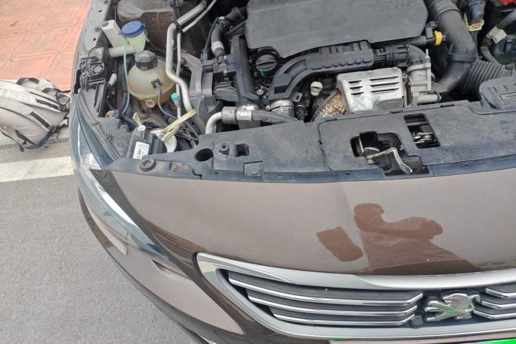Used Peugeot 408 2015 1.2T Automatic Luxury Edition Engine Bay Right