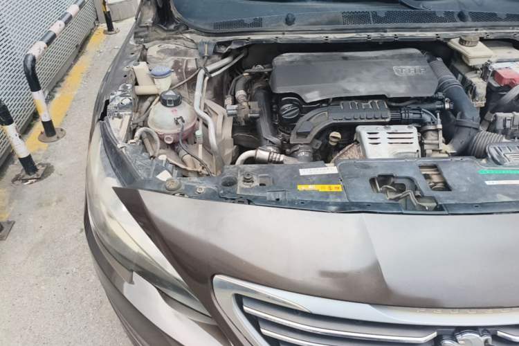 Used Peugeot 408 2015 1.2T Automatic Luxury Edition Engine Bay Right
