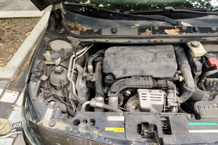 Used Peugeot 408 2015 1.2T Automatic Luxury Edition Engine Bay Right