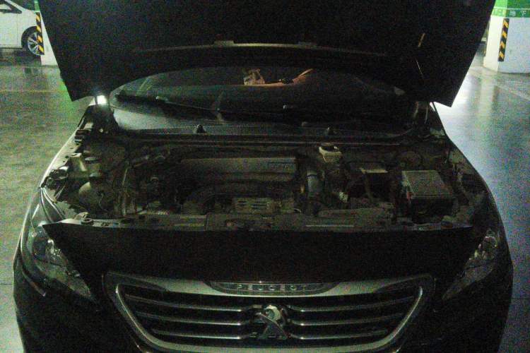 Used Peugeot 408 2015 1.2T Automatic Luxury Edition Engine Bay