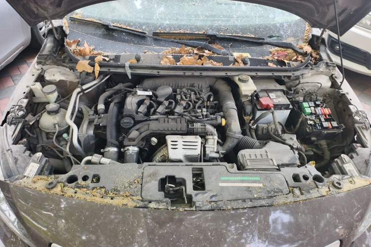Used Peugeot 408 2015 1.2T Automatic Luxury Edition Engine Bay