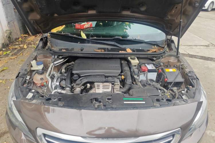 Used Peugeot 408 2015 1.2T Automatic Luxury Edition Engine Bay