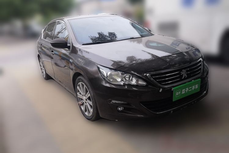 Used Peugeot 408 2015 1.2T Automatic Luxury Edition Front Right 45 Deg