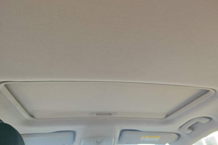 Used Peugeot 408 2015 1.2T Automatic Luxury Edition Headliner