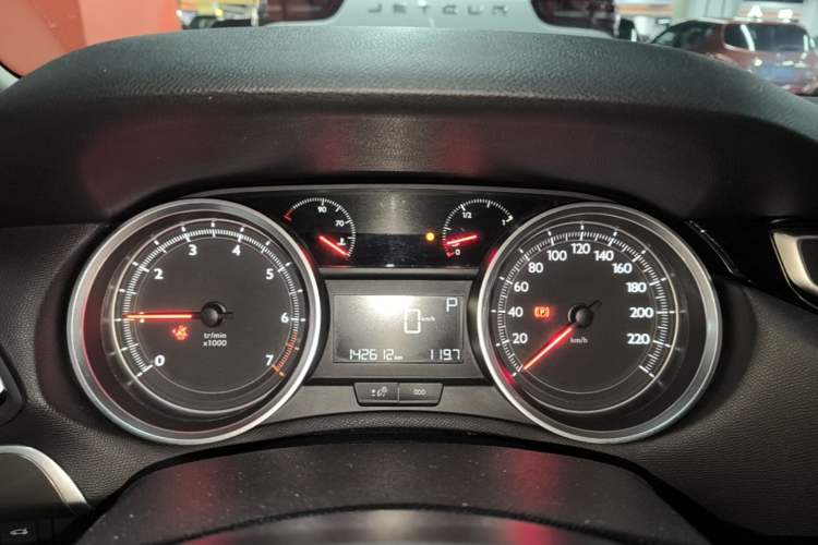 Used Peugeot 408 2015 1.2T Automatic Luxury Edition Instrument Cluster