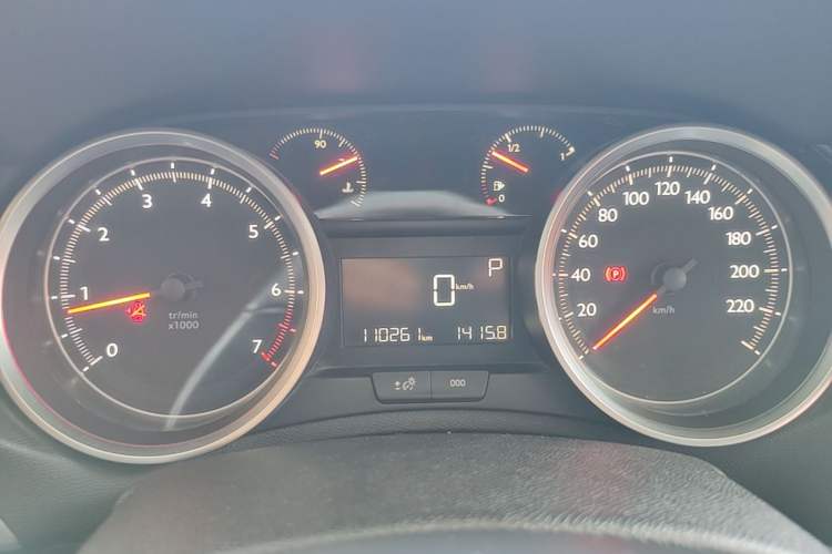 Used Peugeot 408 2015 1.2T Automatic Luxury Edition Instrument Cluster