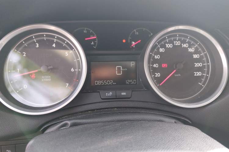 Used Peugeot 408 2015 1.2T Automatic Luxury Edition Instrument Cluster