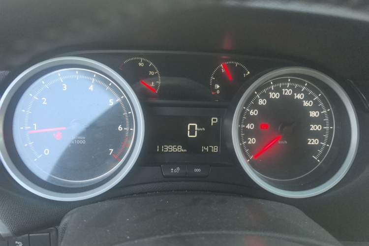 Used Peugeot 408 2015 1.2T Automatic Luxury Edition Instrument Cluster