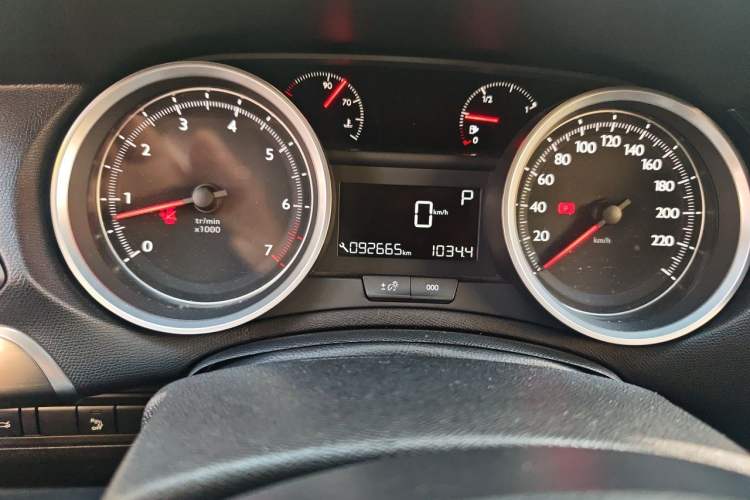 Used Peugeot 408 2015 1.2T Automatic Luxury Edition Instrument Cluster