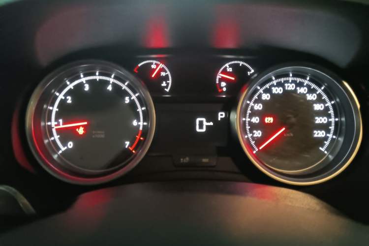 Used Peugeot 408 2015 1.2T Automatic Luxury Edition Instrument Cluster
