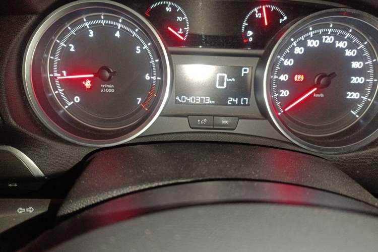 Used Peugeot 408 2015 1.2T Automatic Luxury Edition Instrument Cluster