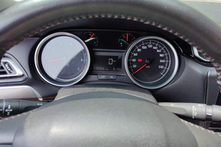Used Peugeot 408 2015 1.2T Automatic Luxury Edition Instrument Cluster
