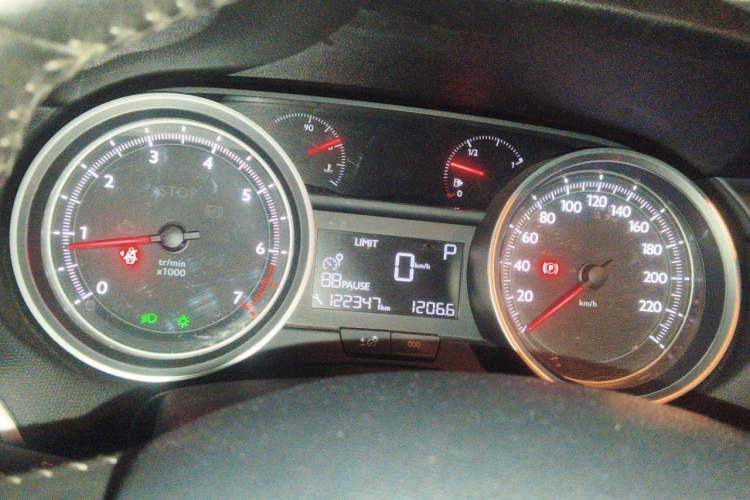 Used Peugeot 408 2015 1.2T Automatic Luxury Edition Instrument Cluster