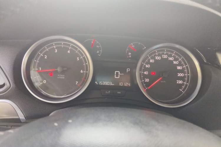 Used Peugeot 408 2015 1.2T Automatic Glory Edition Instrument Cluster