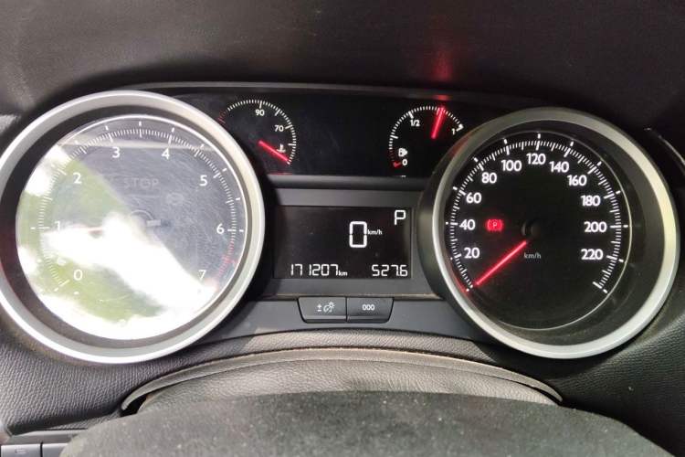 Used Peugeot 408 2015 1.2T Automatic Luxury Edition Instrument Cluster