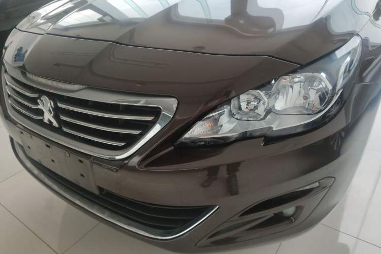 Used Peugeot 408 2015 1.2T Automatic Luxury Edition Left Front Headlight