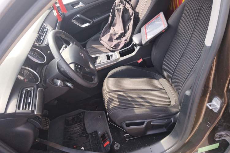 Used Peugeot 408 2015 1.2T Automatic Luxury Edition Left Front Seat