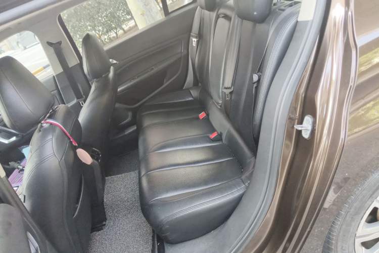 Used Peugeot 408 2015 1.2T Automatic Glory Edition Left Rear Seat
