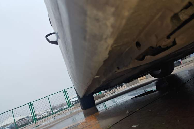 Used Peugeot 408 2015 1.2T Automatic Luxury Edition Left Side Sill